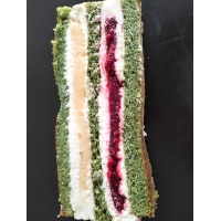 Tort cu spanac menta si ciocolata alba